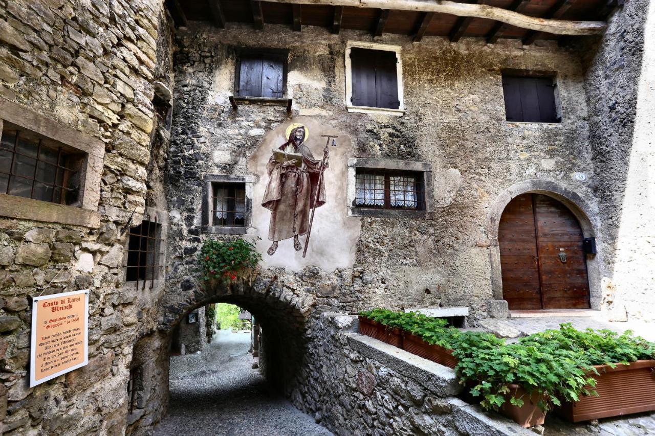 LA TORRETTA SUL LAGO di TENNO - RESIDENCE LA RUSTICA Tenno Exterior foto